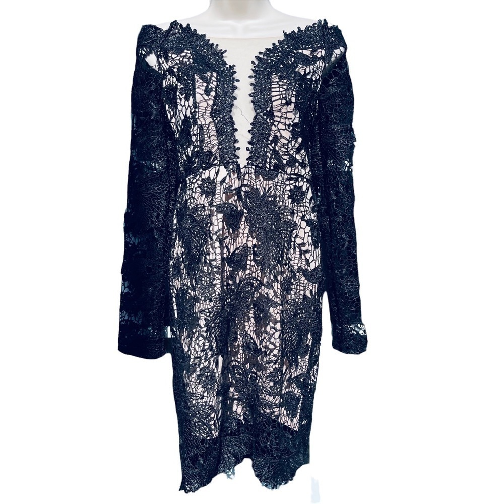 SOIEBLU Lace Knee Length Party Cocktail Dress Long Sleeve Black Nude Plunge 6865